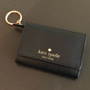KATE SPADE KEYCHAIN WALLET